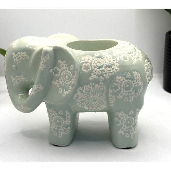 Ceramic Elephant-Shaped Succulent Holder With Intricate Floral Patterns - Picture 1 of 12